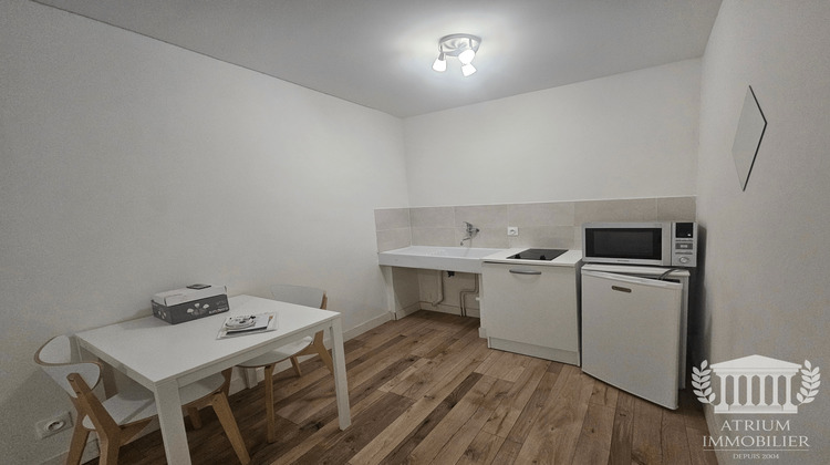 Ma-Cabane - Location Appartement Nîmes, 23 m²