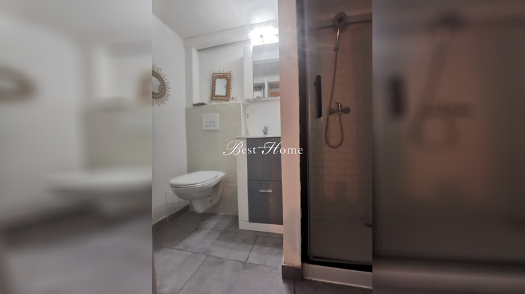 Ma-Cabane - Location Appartement Nîmes, 21 m²