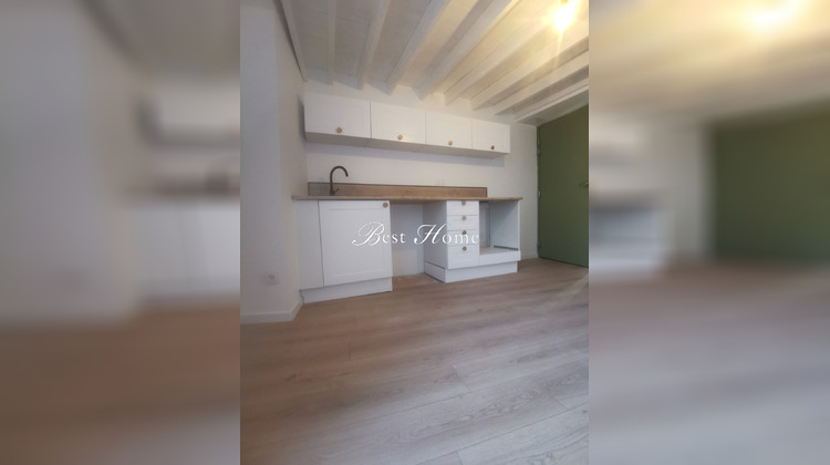 Ma-Cabane - Location Appartement Nîmes, 20 m²