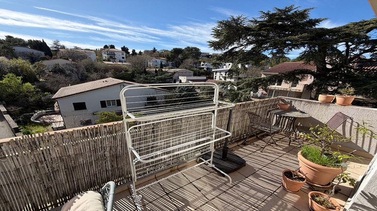 Ma-Cabane - Location Appartement NIMES, 50 m²