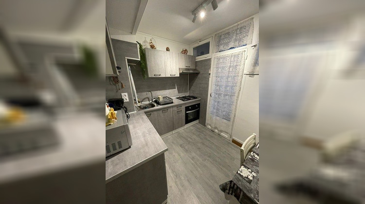 Ma-Cabane - Location Appartement Nîmes, 66 m²
