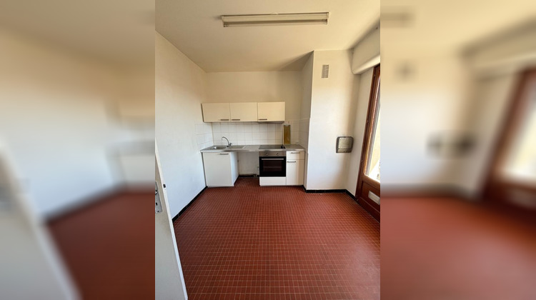 Ma-Cabane - Location Appartement NIMES, 33 m²