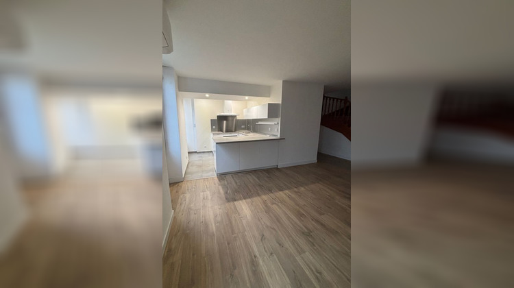 Ma-Cabane - Location Appartement NIMES, 93 m²