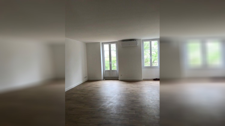 Ma-Cabane - Location Appartement NIMES, 93 m²