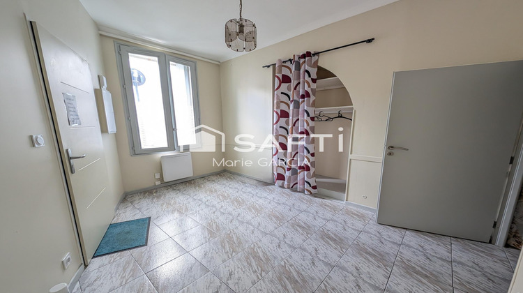 Ma-Cabane - Location Appartement Nimes, 35 m²