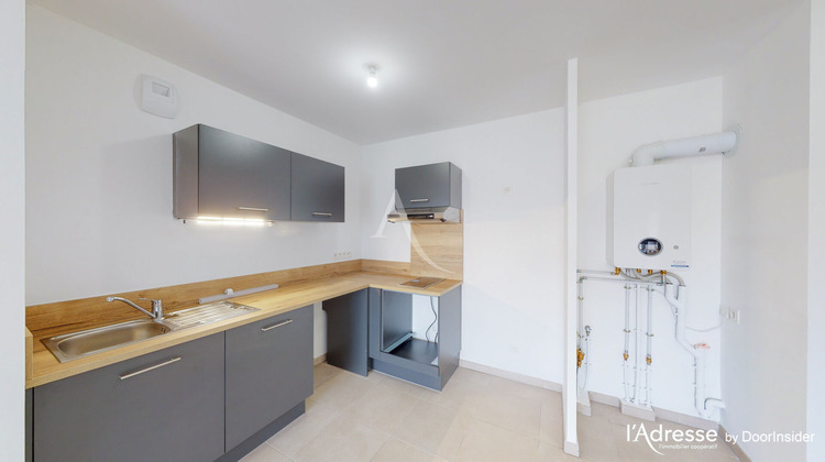 Ma-Cabane - Location Appartement NIMES, 43 m²