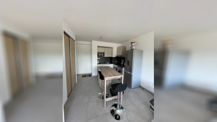 Ma-Cabane - Location Appartement NIMES, 43 m²