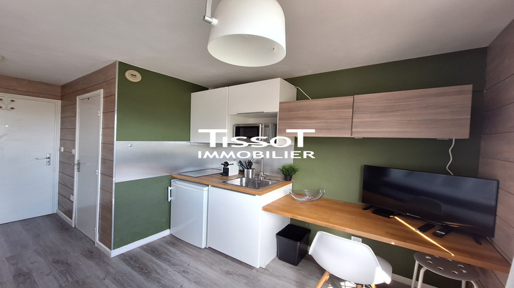 Ma-Cabane - Location Appartement Nîmes, 13 m²