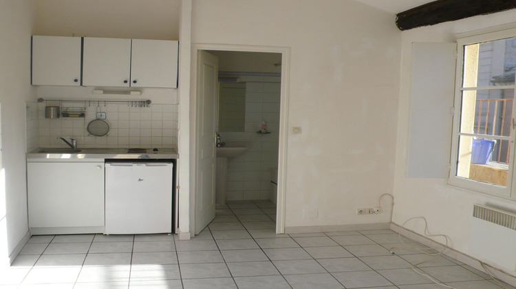 Ma-Cabane - Location Appartement NIMES, 20 m²