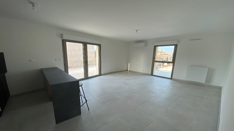 Ma-Cabane - Location Appartement NIMES, 60 m²