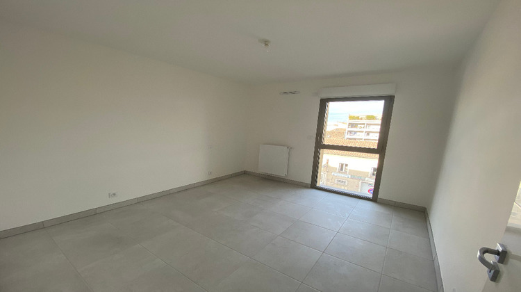 Ma-Cabane - Location Appartement NIMES, 60 m²