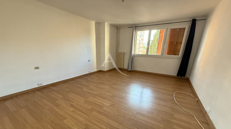 Ma-Cabane - Location Appartement NIMES, 114 m²