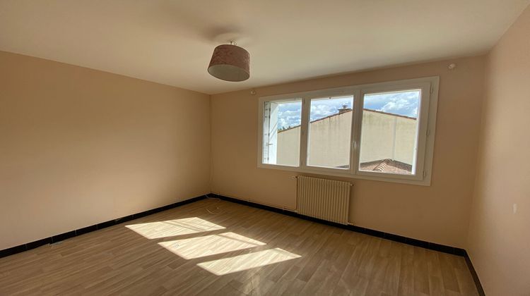 Ma-Cabane - Location Appartement NIORT, 74 m²