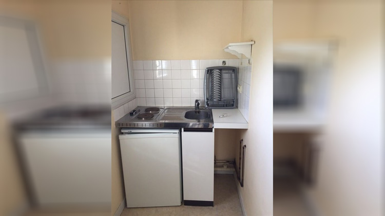 Ma-Cabane - Location Appartement NIORT, 24 m²