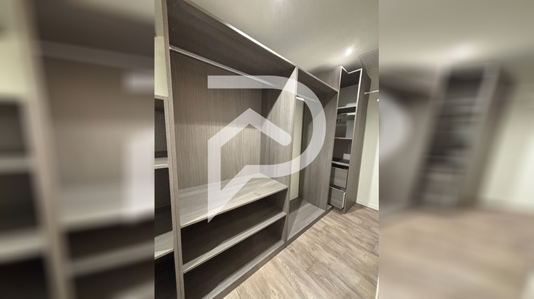 Ma-Cabane - Location Appartement NIORT, 161 m²