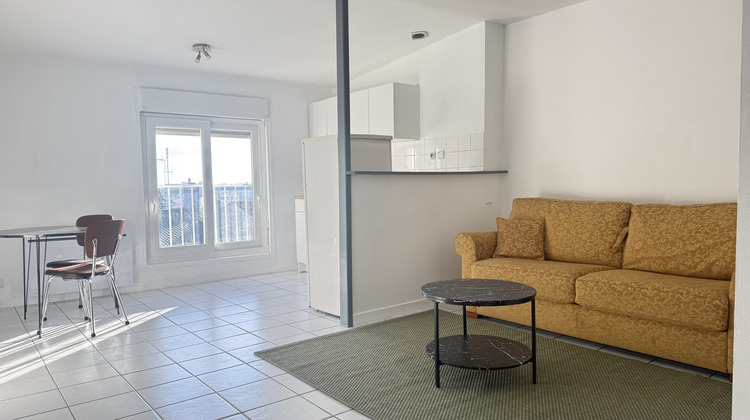 Ma-Cabane - Location Appartement Niort, 31 m²