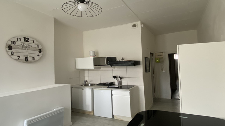 Ma-Cabane - Location Appartement NIORT, 16 m²