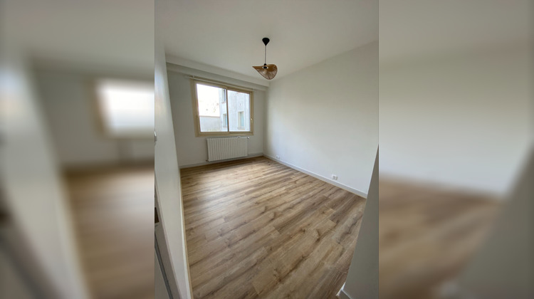 Ma-Cabane - Location Appartement NIORT, 109 m²