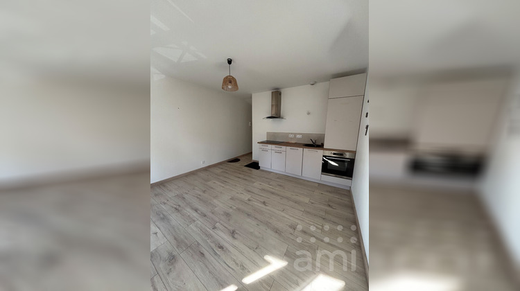 Ma-Cabane - Location Appartement NIORT, 33 m²