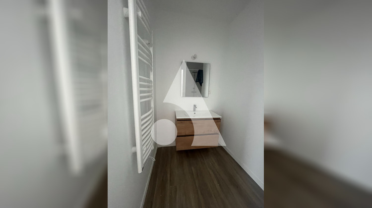 Ma-Cabane - Location Appartement NIORT, 43 m²