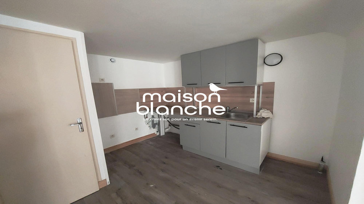 Ma-Cabane - Location Appartement Niort, 28 m²