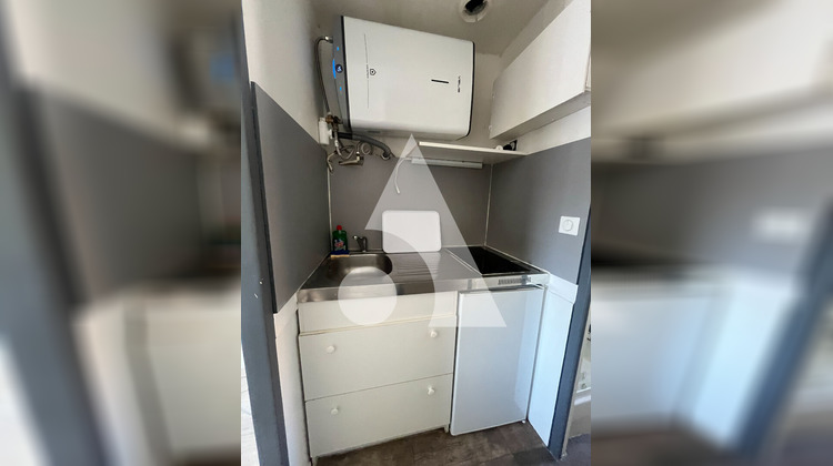 Ma-Cabane - Location Appartement NIORT, 17 m²