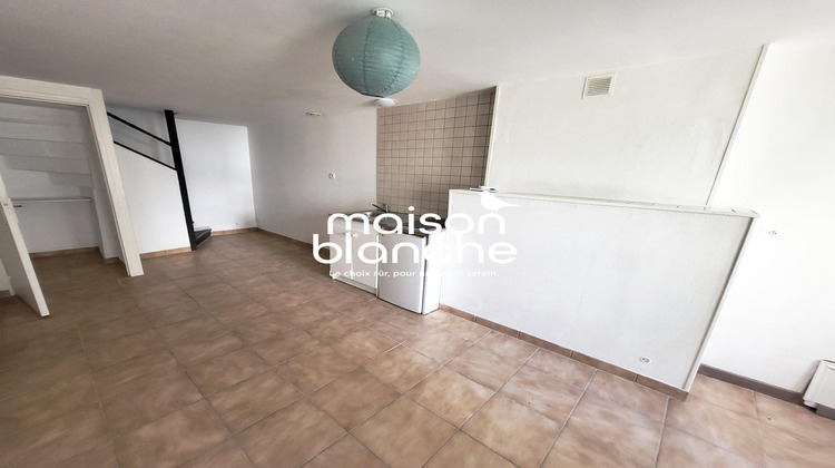 Ma-Cabane - Location Appartement Niort, 28 m²