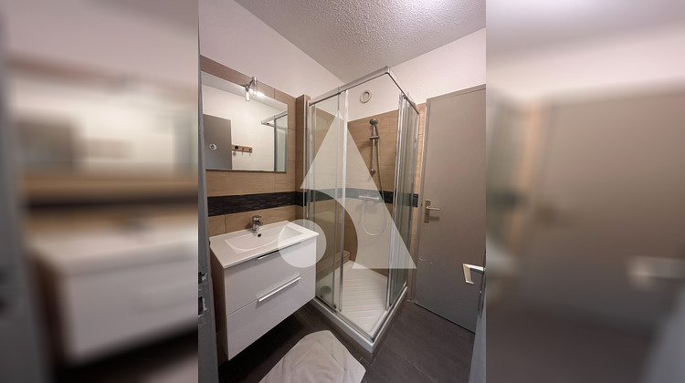 Ma-Cabane - Location Appartement NIORT, 30 m²