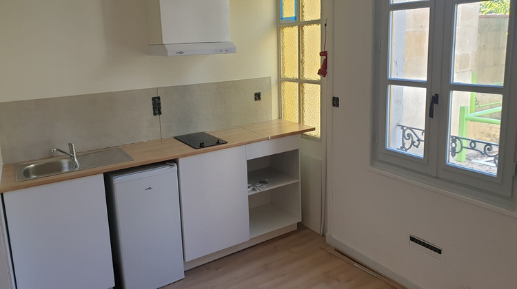 Ma-Cabane - Location Appartement NIORT, 17 m²