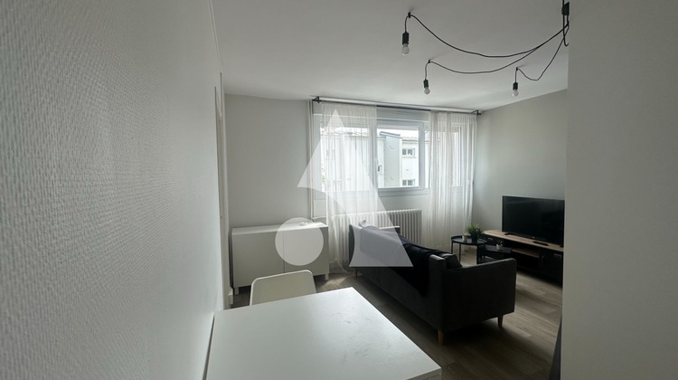 Ma-Cabane - Location Appartement NIORT, 33 m²