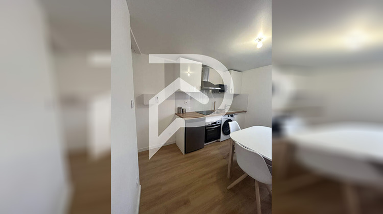 Ma-Cabane - Location Appartement NIORT, 40 m²