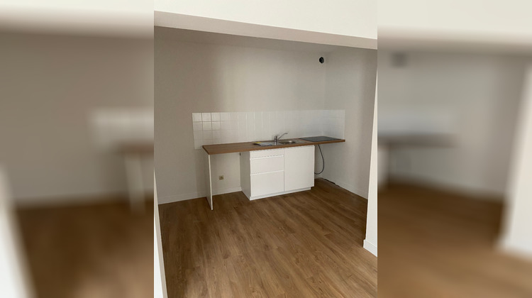 Ma-Cabane - Location Appartement NIORT, 67 m²