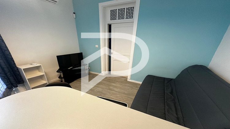 Ma-Cabane - Location Appartement NIORT, 23 m²