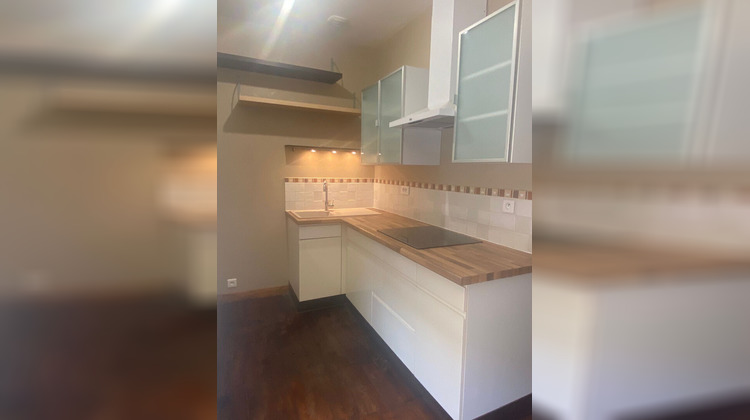 Ma-Cabane - Location Appartement NIORT, 30 m²