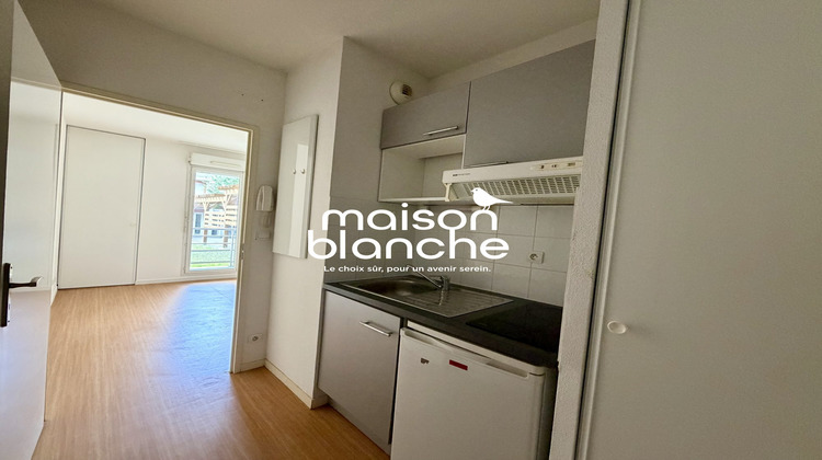 Ma-Cabane - Location Appartement Niort, 20 m²