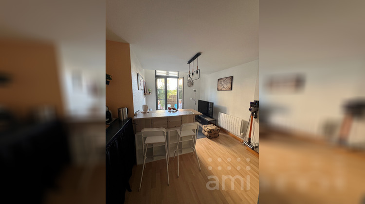 Ma-Cabane - Location Appartement NIORT, 31 m²