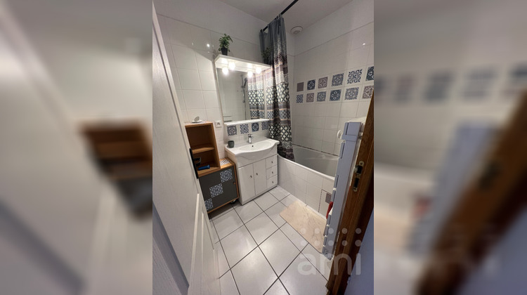 Ma-Cabane - Location Appartement NIORT, 31 m²