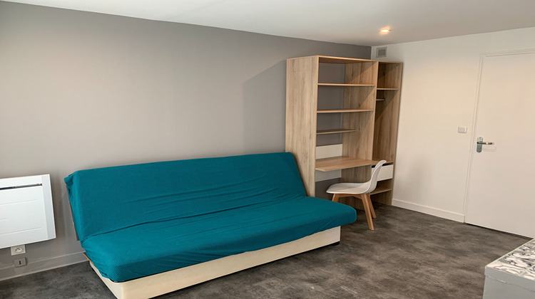 Ma-Cabane - Location Appartement NIORT, 17 m²