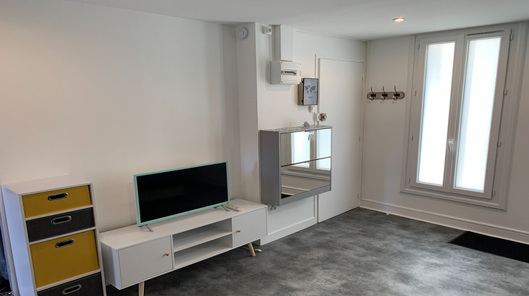 Ma-Cabane - Location Appartement NIORT, 17 m²