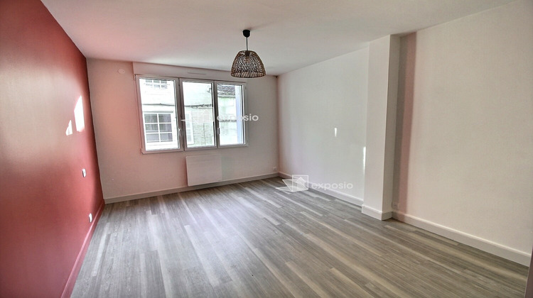 Ma-Cabane - Location Appartement NIORT, 64 m²