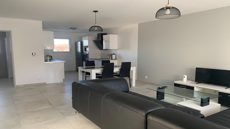 Ma-Cabane - Location Appartement NIORT, 61 m²