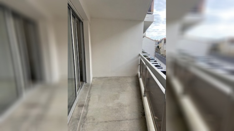 Ma-Cabane - Location Appartement NIORT, 28 m²