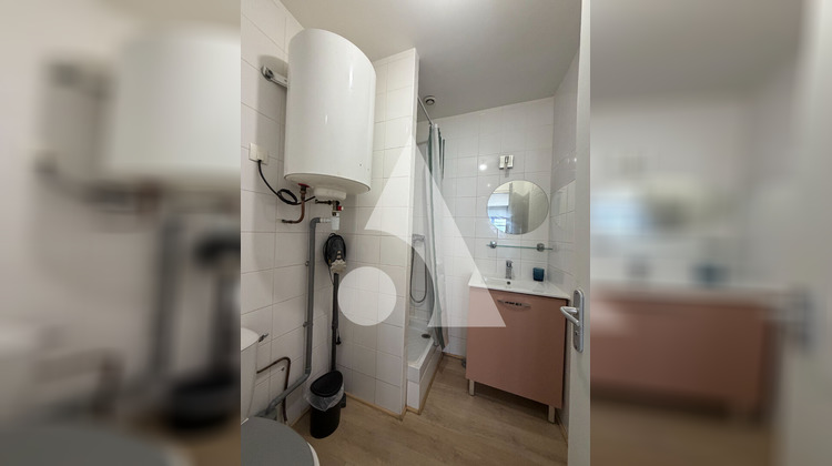 Ma-Cabane - Location Appartement NIORT, 20 m²