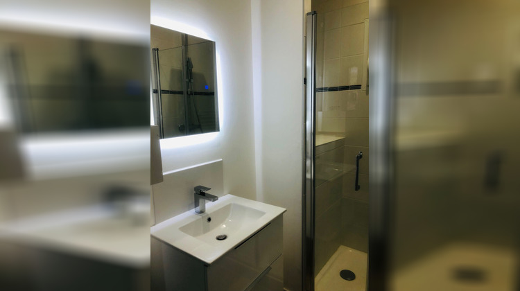 Ma-Cabane - Location Appartement NIORT, 28 m²