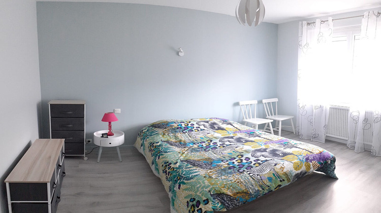 Ma-Cabane - Location Appartement NIVOLAS-VERMELLE, 85 m²