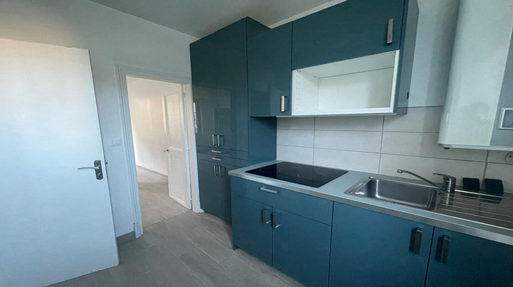Ma-Cabane - Location Appartement NOGENT-LE-ROI, 26 m²