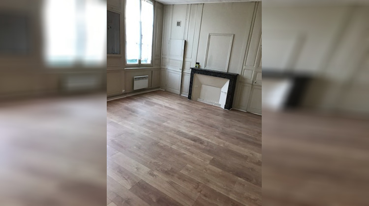 Ma-Cabane - Location Appartement NOGENT-LE-ROI, 36 m²
