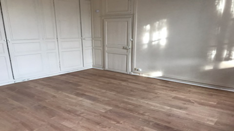 Ma-Cabane - Location Appartement NOGENT-LE-ROI, 36 m²