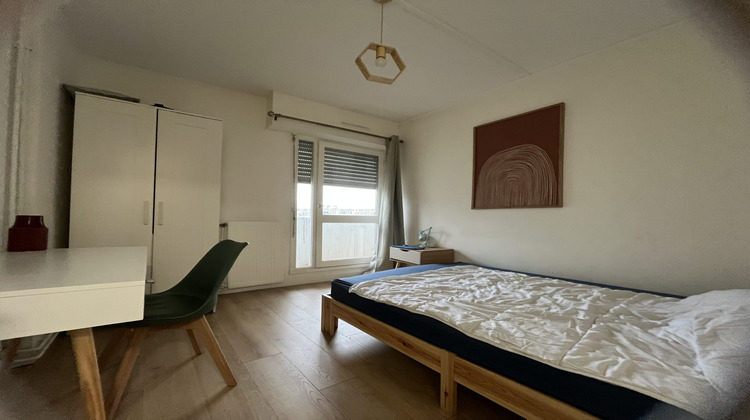 Ma-Cabane - Location Appartement Noisy-le-Grand, 10 m²