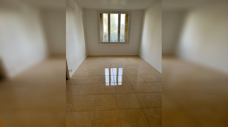 Ma-Cabane - Location Appartement NOISY-LE-GRAND, 55 m²